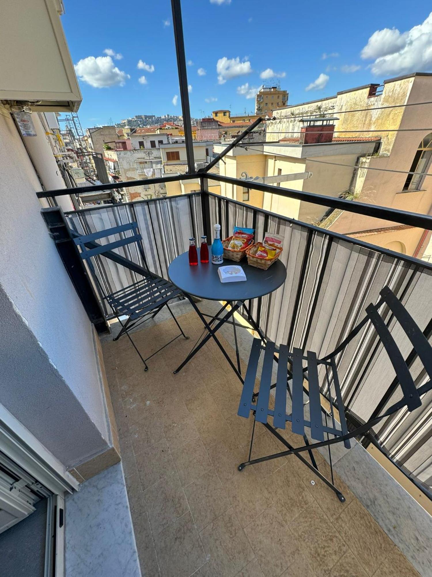 B&B Piccololucio2 Napoli Esterno foto