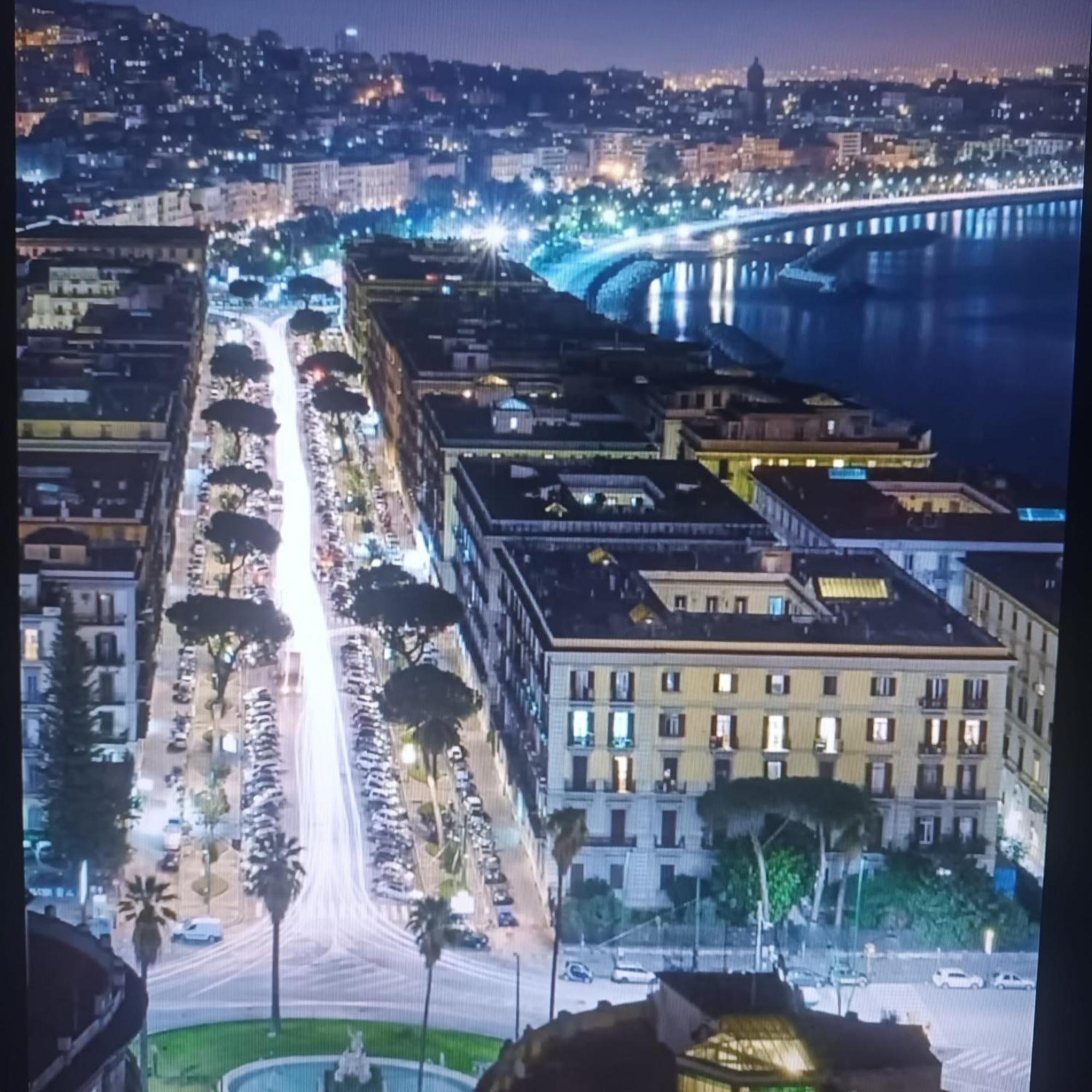 B&B Piccololucio2 Napoli Esterno foto
